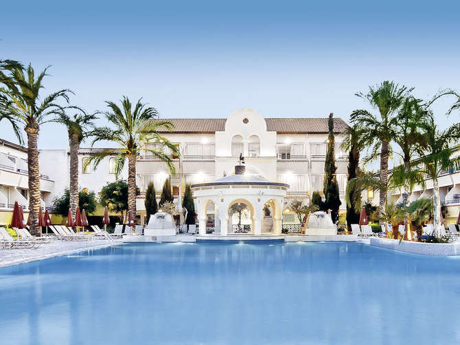 vakantie-naar-Napa Plaza Hotel-mei 2025