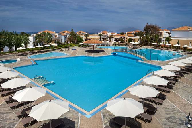 vakantie-naar-Neptune Hotels-mei 2025