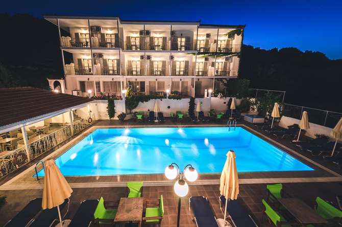 vakantie-naar-Nereides Hotel Appartementen-mei 2025