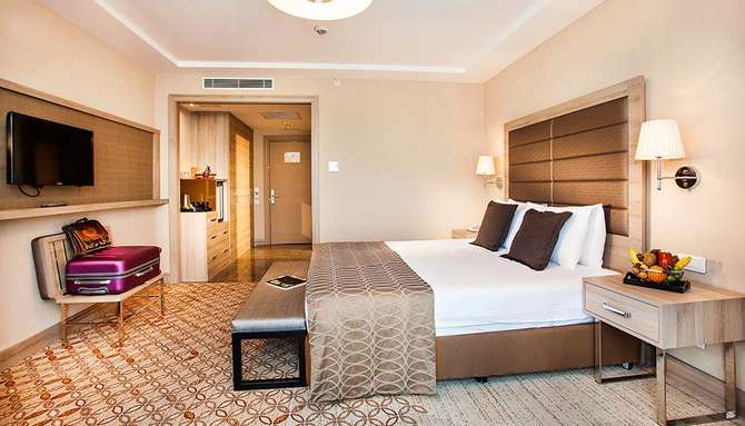 vakantie-naar-Nidya Hotel Galataport-mei 2025