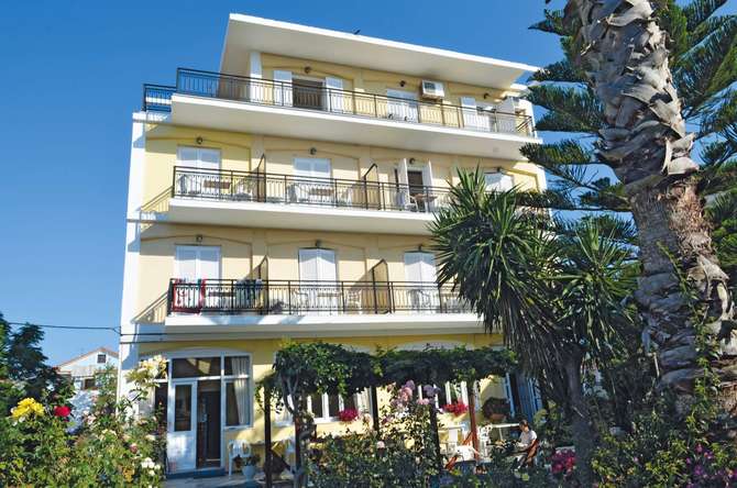 vakantie-naar-Niki Hotel-mei 2025