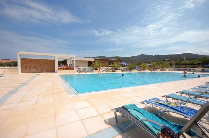 vakantie-naar-Odalys Residence Les Villas Bel Godere-mei 2025