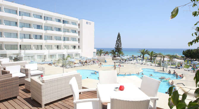 vakantie-naar-Odessa Beach Hotel-mei 2025