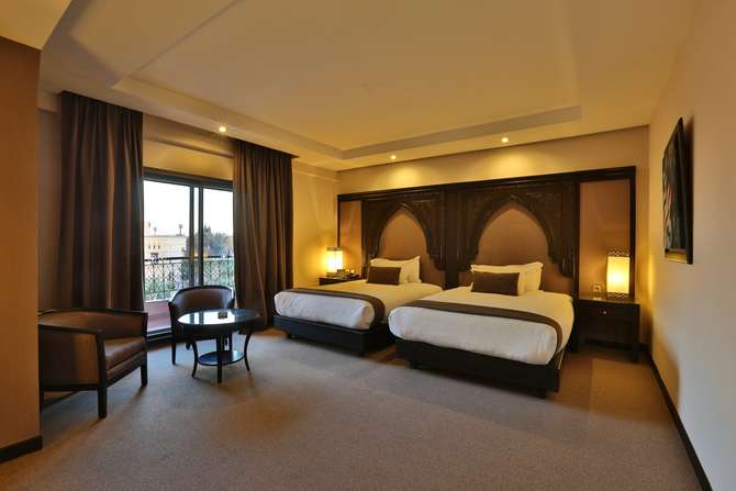 vakantie-naar-Opera Plaza Hotel-mei 2025