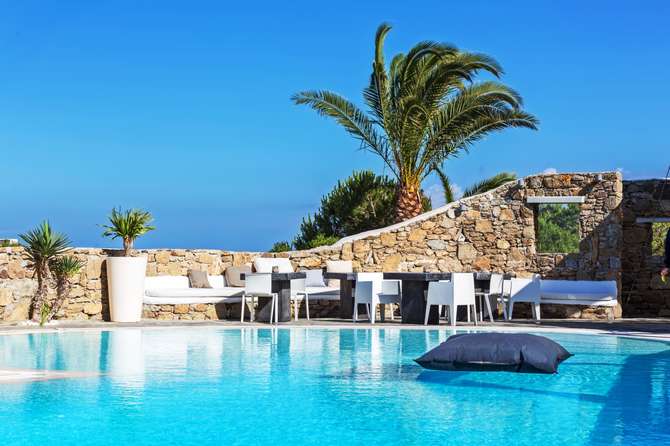 vakantie-naar-Ostraco Suites-mei 2025