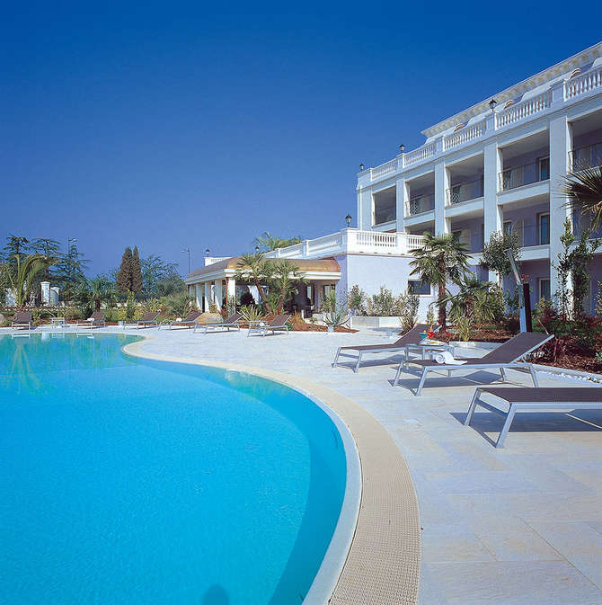 vakantie-naar-Palace Hotel Desenzano-mei 2025