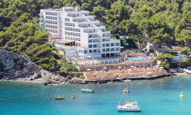 vakantie-naar-Palladium Hotel Cala Llonga-mei 2025