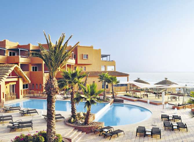 vakantie-naar-Paradis Plage Surf Yoga Spa-mei 2025