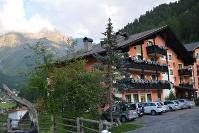 vakantie-naar-Parc Hotel Sulden-mei 2025