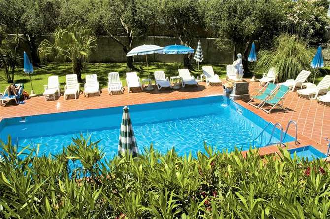 vakantie-naar-Park Hotel La Villa-mei 2025