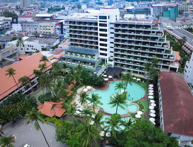 vakantie-naar-Patong Beach Hotel-mei 2024