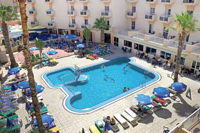 vakantie-naar-Pebbles Resort Hotel-mei 2022