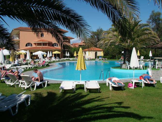 vakantie-naar-Pegasus Hotel-mei 2025