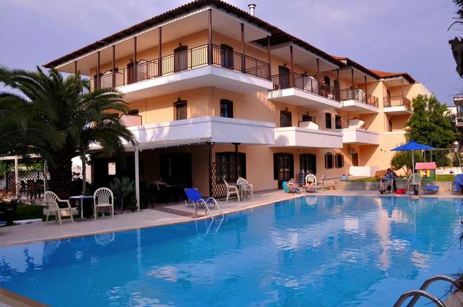 vakantie-naar-Pegasus Hotel-mei 2025