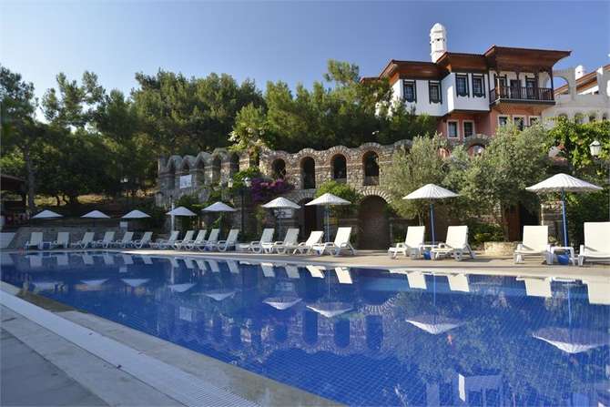vakantie-naar-Perili Bay Resort-mei 2025