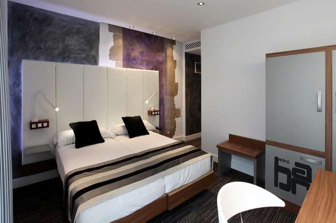vakantie-naar-Petit Palace Boqueria Garden Hotel-mei 2025
