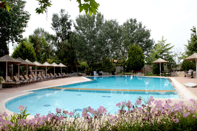 vakantie-naar-Petrino Suites Hotel-mei 2025