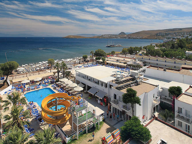 vakantie-naar-Petunya Beach Resort-mei 2025