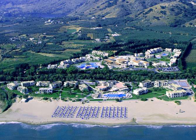 vakantie-naar-Pilot Beach Resort-mei 2024