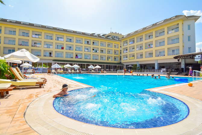 vakantie-naar-Pine House Hotel-mei 2025