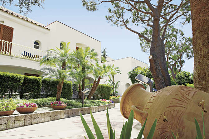 vakantie-naar-Poggio Aragosta Hotel Spa-mei 2025