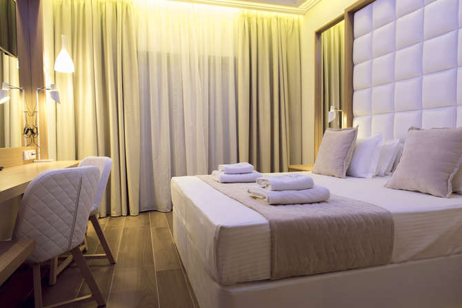 vakantie-naar-Porto Marine Hotel-mei 2025