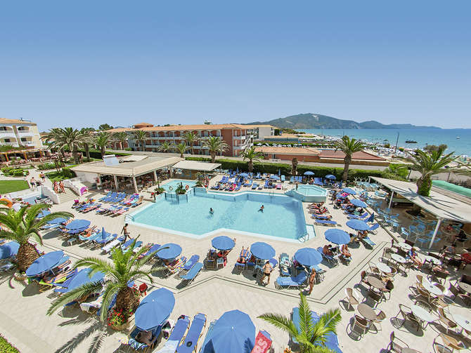 vakantie-naar-Poseidon Beach Hotel-mei 2025