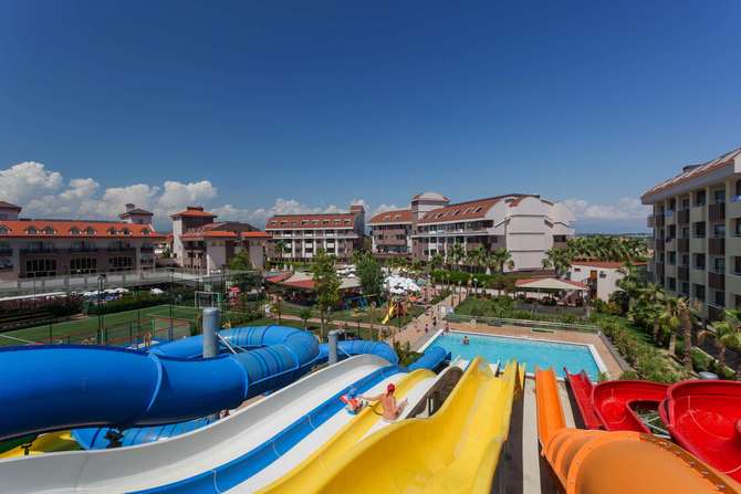 vakantie-naar-Primasol Hane Family Resort-mei 2025