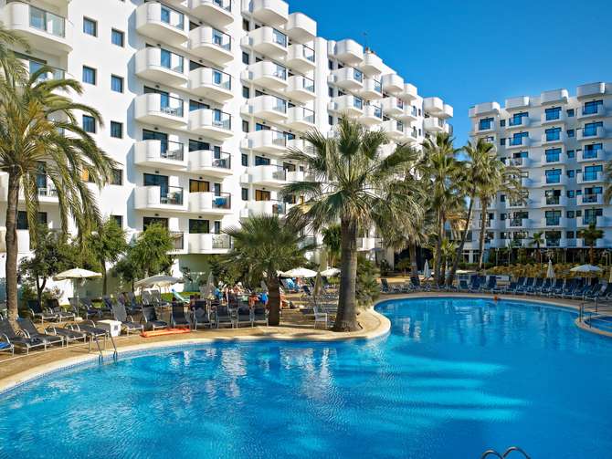 vakantie-naar-Protur Palmeras Playa-mei 2025