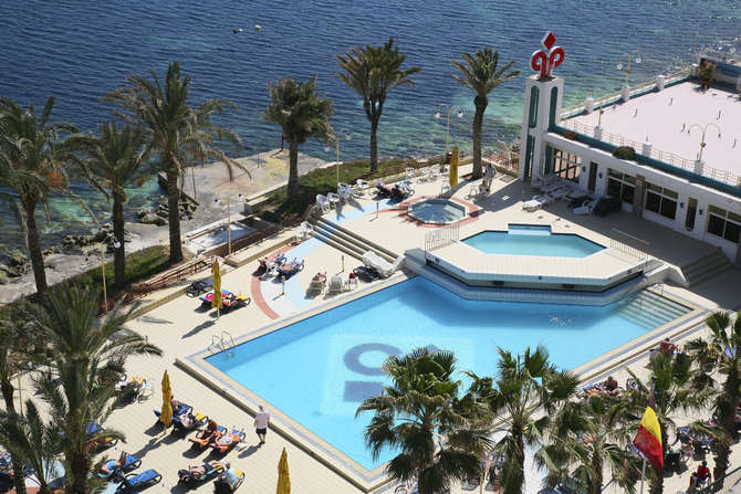 vakantie-naar-Qawra Palace Hotel-juni 2025
