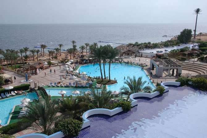 vakantie-naar-Queen Sharm Resort-mei 2025