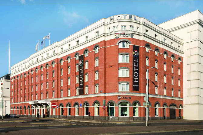 vakantie-naar-Ramada Encore Belfast City Centre-mei 2025