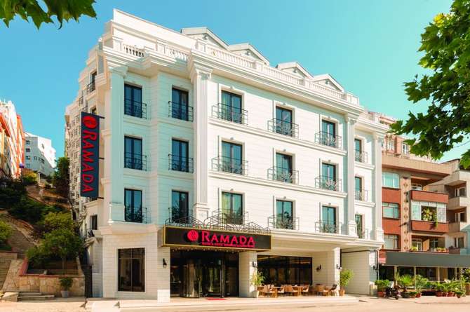 vakantie-naar-Ramada Hotel Suites Istanbul Golden Horn-mei 2025