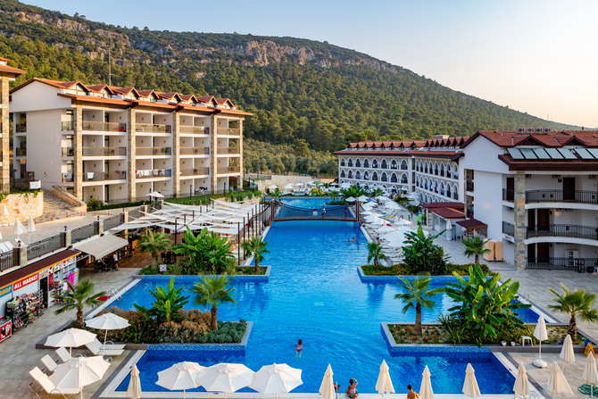 vakantie-naar-Ramada Resort Akbuk-mei 2025