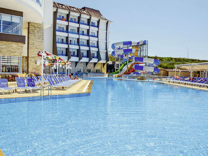 vakantie-naar-Ramada Resort Side-mei 2025