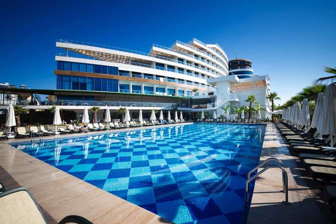 vakantie-naar-Raymar Resort-mei 2025