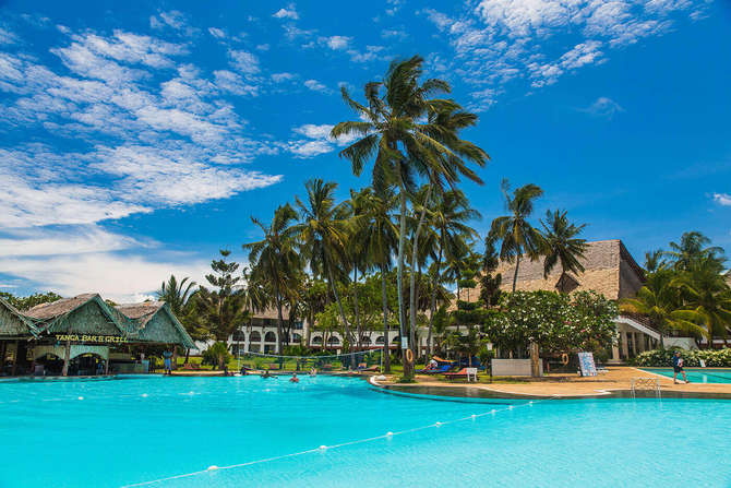 vakantie-naar-Reef Beach Hotel-april 2024