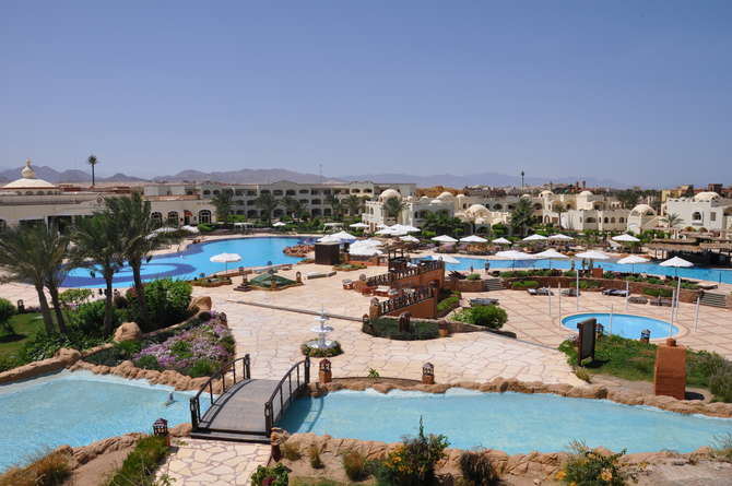vakantie-naar-Regency Plaza Aquapark Spa Resort-mei 2025