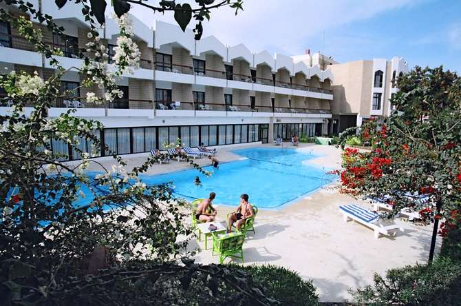 vakantie-naar-Regina Swiss Inn Resort-juni 2025