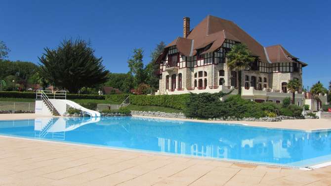 vakantie-naar-Residence Chateau Cazaleres-mei 2024