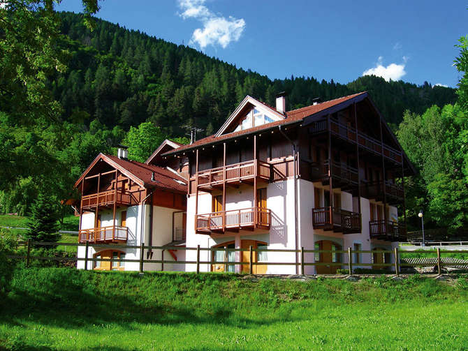 vakantie-naar-Residence Piz Aot-april 2024