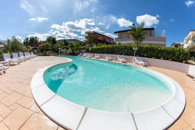 vakantie-naar-Residenza Borgo Italico-mei 2025