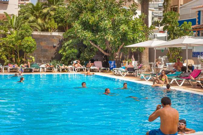 vakantie-naar-Rh Royal Benidorm-mei 2025