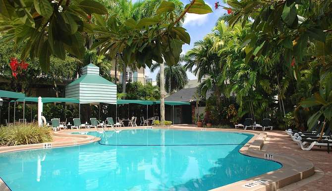 vakantie-naar-Riverside Hotel-mei 2025