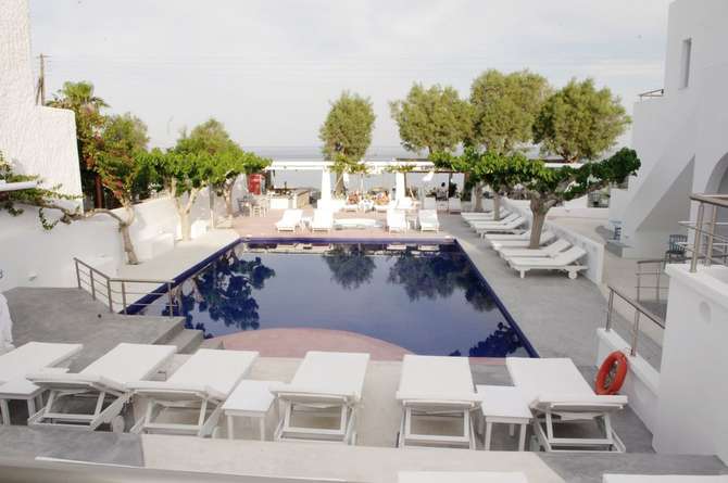 vakantie-naar-Rk Beach Hotel-mei 2025