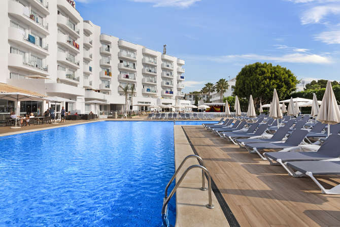 vakantie-naar-Roc Continental Park Hotel-mei 2025
