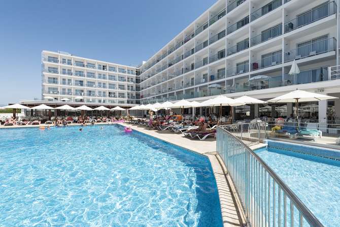 vakantie-naar-Roc Leo Hotel-mei 2025