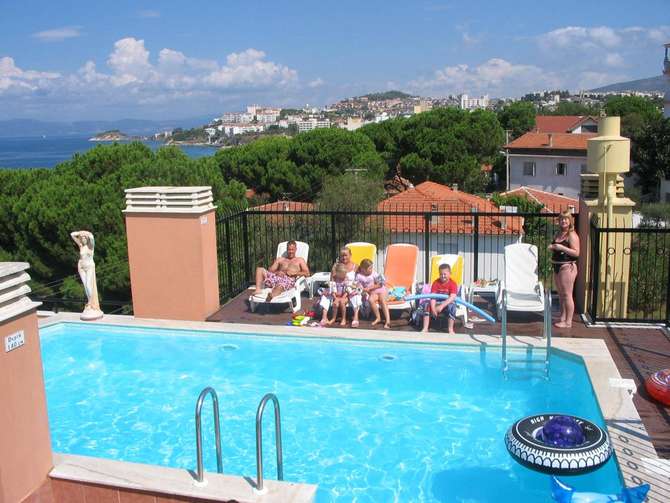 vakantie-naar-Rosy Suites-mei 2025