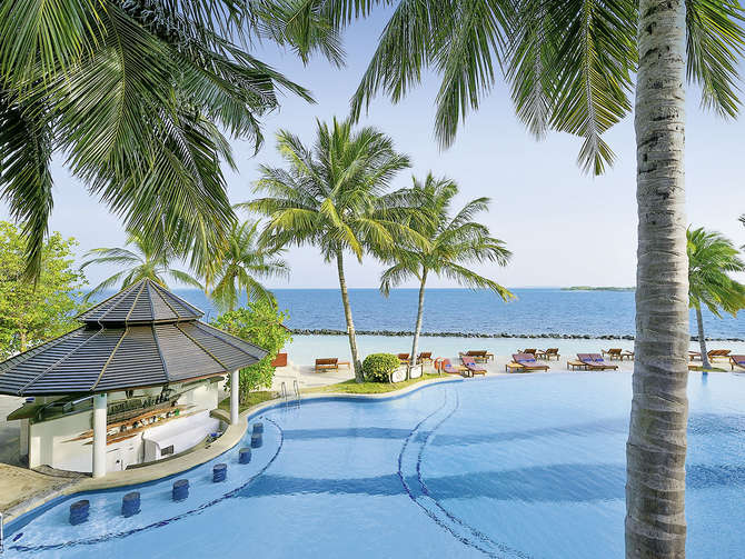vakantie-naar-Royal Island Resort Spa-mei 2024