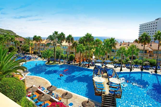 vakantie-naar-Royal Son Bou Family Club-mei 2025